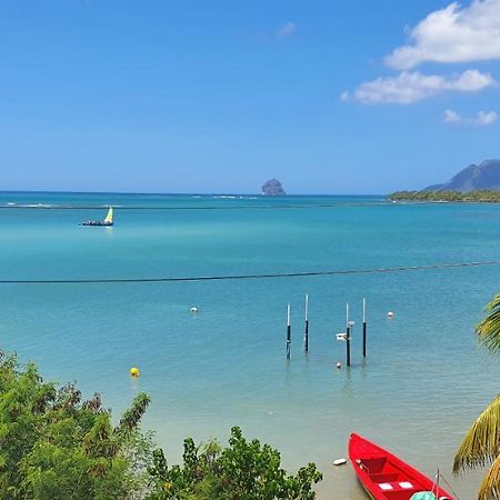 T2 Les pieds dans l'eau face à la mer des caraïbes Sainte Luce - Trois Rivières Sainte-Luce Exterior foto