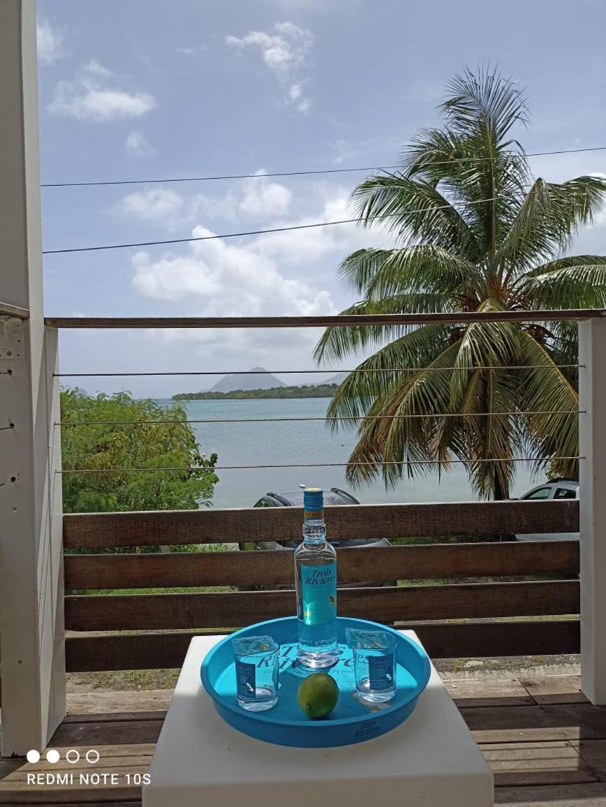 T2 Les pieds dans l'eau face à la mer des caraïbes Sainte Luce - Trois Rivières Sainte-Luce Exterior foto